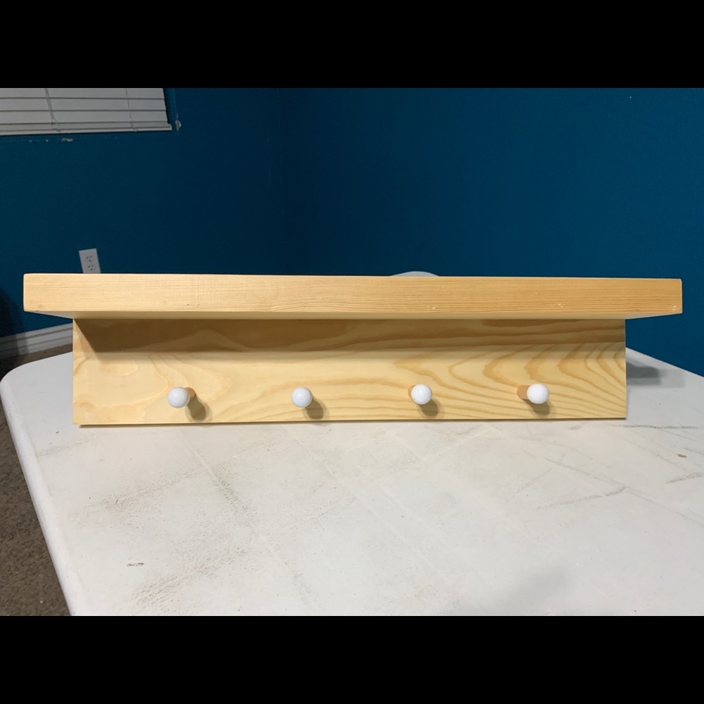 Pine Wall Shelf with 4 Coat Pegs
